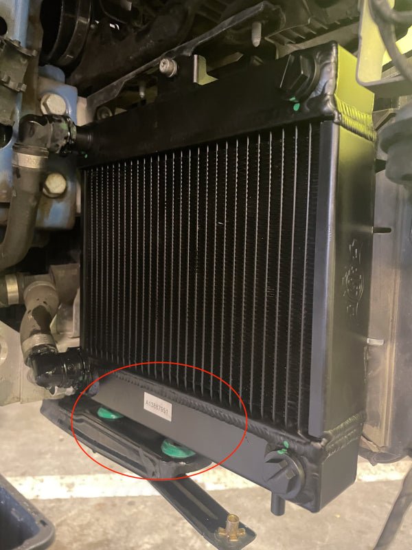 CSF BMW F8X M3/M4/M2C Auxiliary Radiators w/ Rock Guards (Sold Individually - Fits Left and Right - Image 2