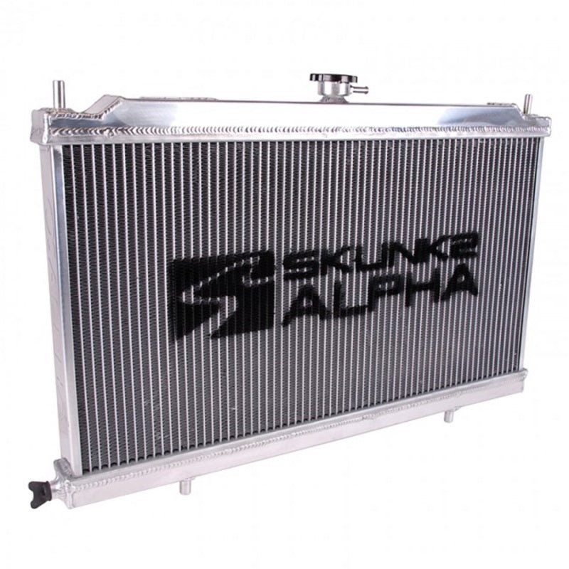 Skunk2 Alpha Series 88-91 Honda CRX/Civic Radiator (Full Size) (Dual Core) (Manual Trans.) - Image 2